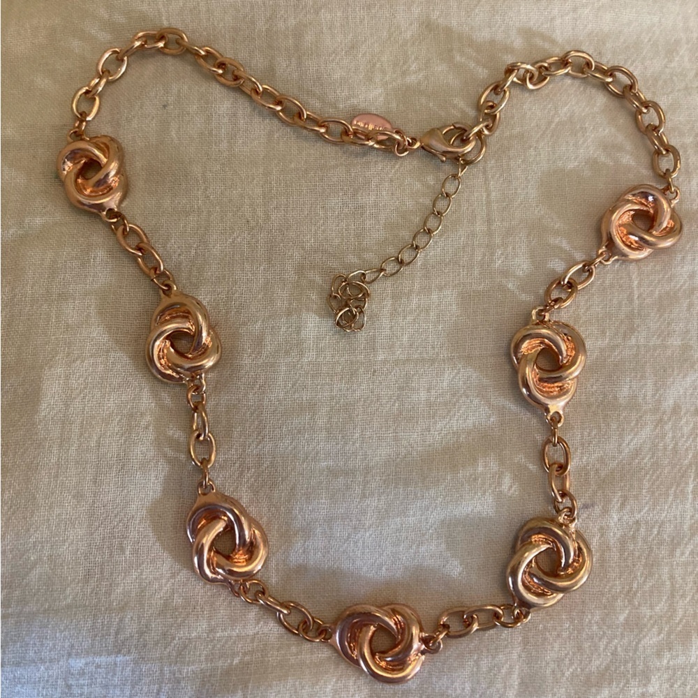 Dell’Olio Rosegold Tone Knotted Pretzel Design Link Necklace‎